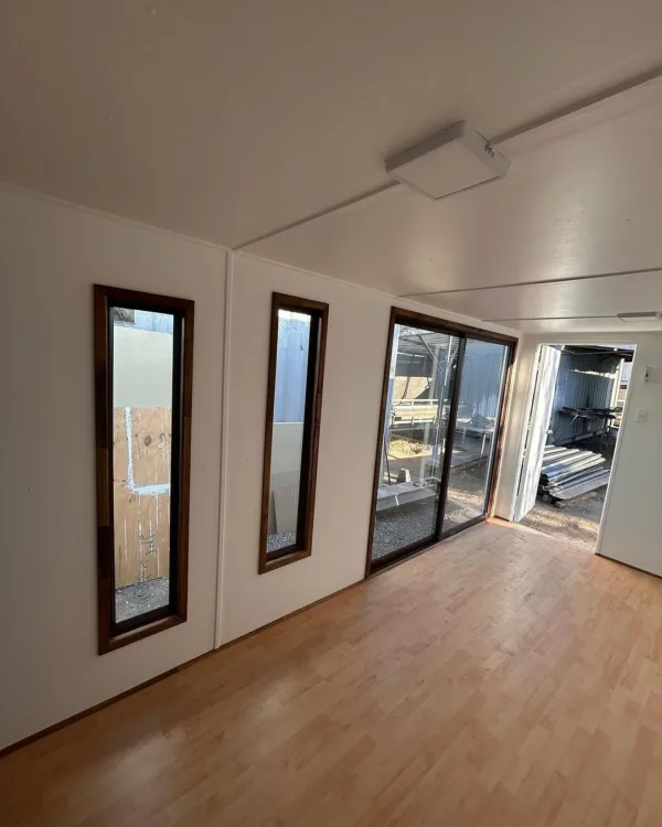 Escritório Contentor Premium & Módulo de Equipa 6×3 m 2