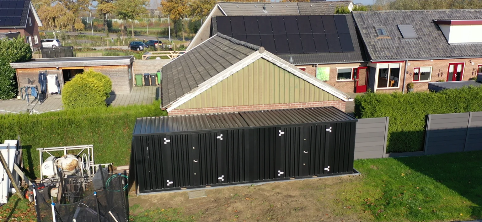 Conteneur-Demontable-Standard-8-x-2-m-–-Noir-RAL-9005-3