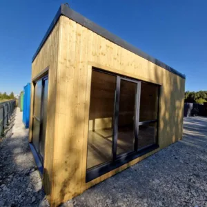 Escritório modular em madeira (6x3)m; 18 m²